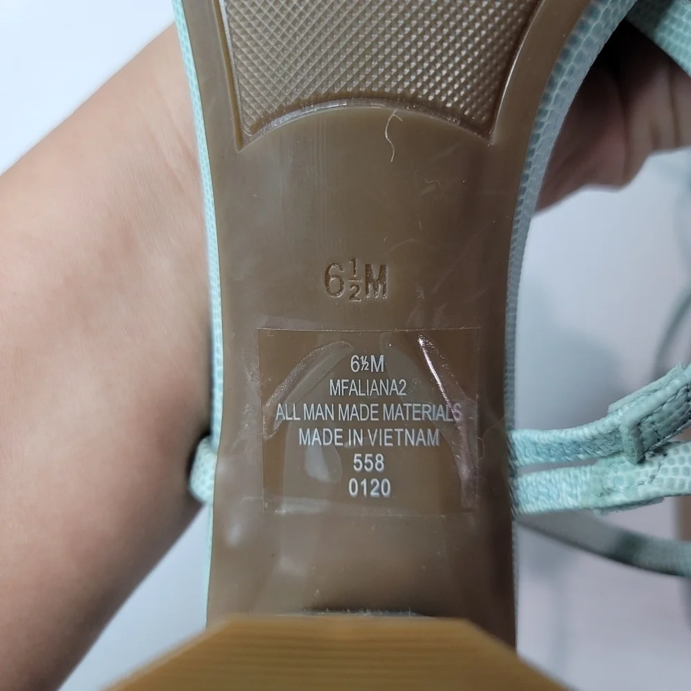 Marc Fisher Aliana 2 Strappy Heeled Sandals Size 6.5 - Picture 7 of 11